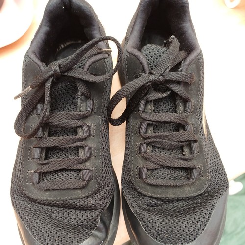 Skechers women black knit - skechers, women’s