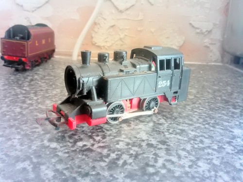 Gauge black loco - oo,