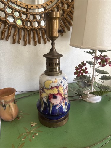 Rare vintage moorcroft pottery - rare,