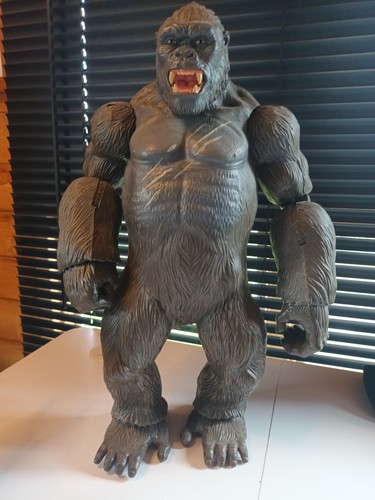 King kong skull island action - skull,