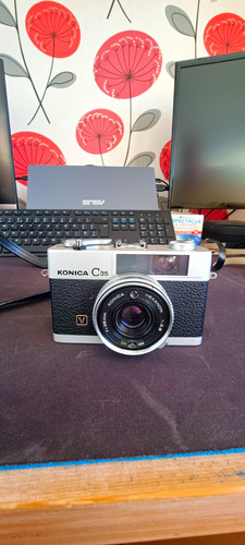 Konica c35 35mm film - c35, camera