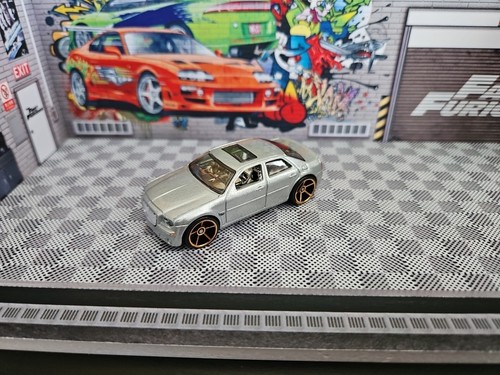 Vintage hot wheels chrysler - hot,
