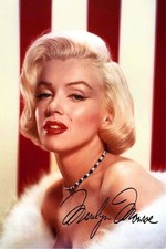 MARILYN MONROE SEXY BUSTY