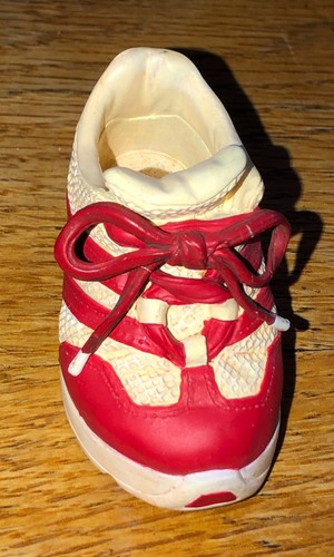 Just the right shoe raine - just,