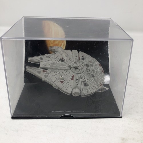 Millennium falcon star wars - millennium,