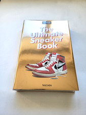 THE ULTIMATE SNEAKER BOOK