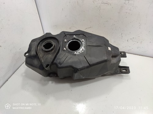 Petrol tank - tank,