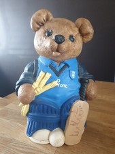 CERAMIC CRICKET BEAR