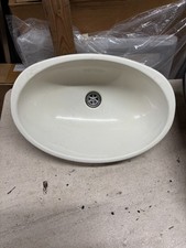 CARAVAN/MOTORHOME  BATHROOM