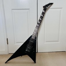 Jackson RR3 Pro with Seymour Duncan pickups in Black, Made in Japan