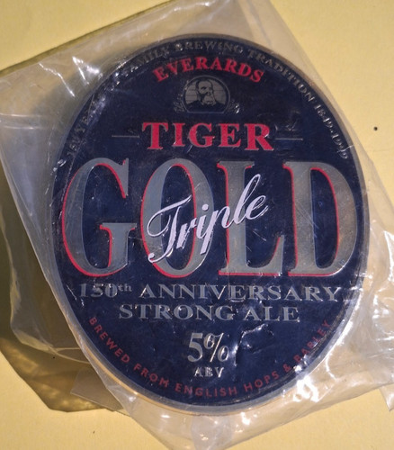 Beer pump clip badge everards - beer,