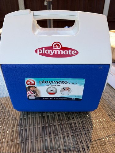 Igloo playmate pal - 7, cooler