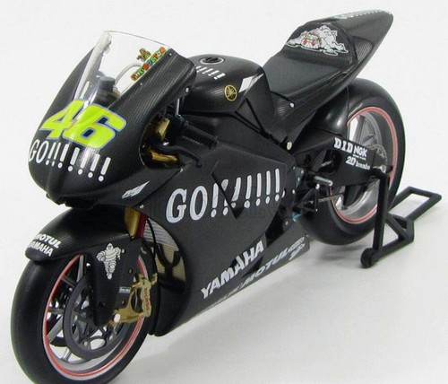 Minichamps rossi 2004 - 1/12,