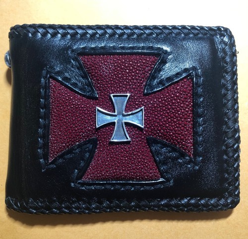Short black cowhide bifold - short,