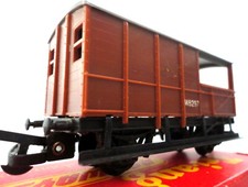 Tri-ang 'British Rail' Bauxite Brake Van (Long Wheelbase) R.124 & Box. OO Gauge.