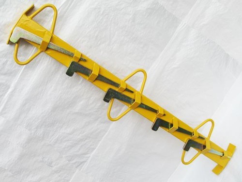 Steel fence strainer - fence, clamp