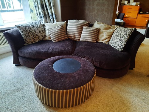 Fabulous curved piece suite - 3,