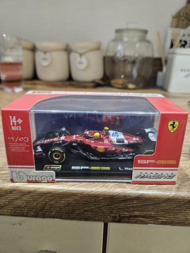 Bburago 2025 ferrari sf25 - 1:43,