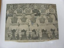1952 Autographed Team Group