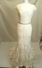 Benjamin Roberts Ivory Wedding Dress Size 14 Fit And Flare Lace Detachable Belt