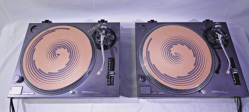 Technics 1210mk2 turntable - sl-1210mk2,