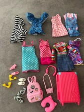 Barbie clothes bundle - barbie,