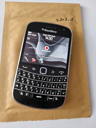 Blackberry bold 9900 - blackberry,