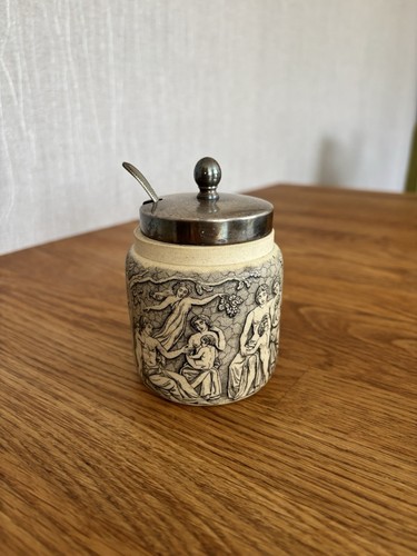 Antique aesthetic movement - aesthetic,