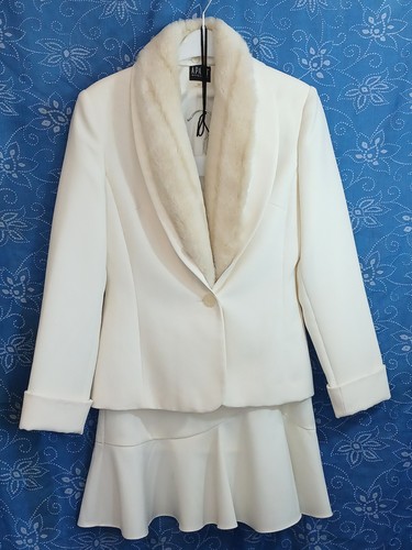 Apart cream crepe jacket - bn,