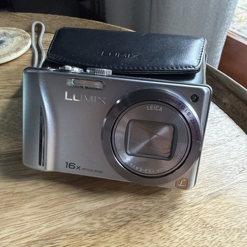 Digital camera panasonic lumix - digital,