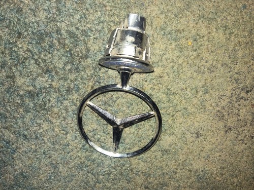 Mercedes benz mounted star - mounted,