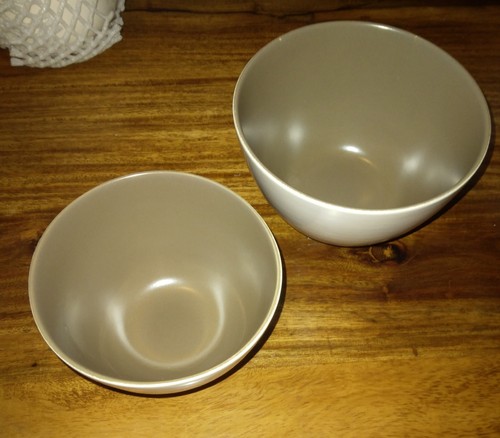 Poole pottery small sugar bowl - pottery,