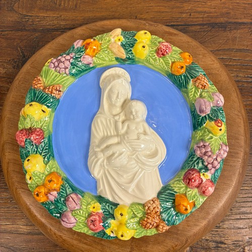 Plaque style della robbia - della,