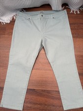Women’s White Stuff Pale