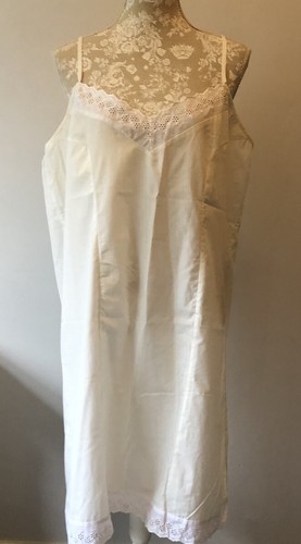 Shapely figures nightdress - shapely, uk