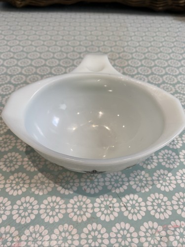 Jaj pyrex made england - in, milk