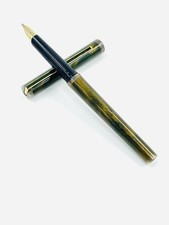 St Dupont laque de Chine Vintage Fountain Pen 18ct  Gold Nib