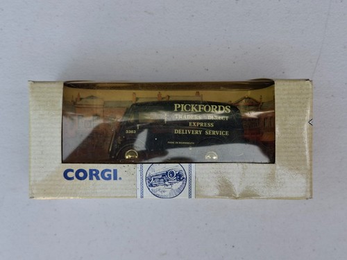 Corgi morris van blue - morris,