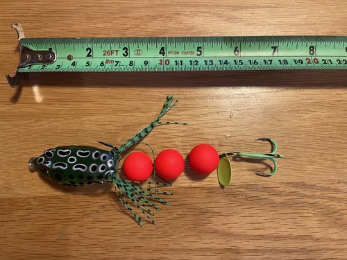 Topwater frog popper - topwater,
