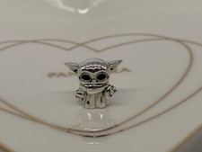 New 100% Genuine Authentic Pandora x Star Wars Grogu Baby Yoda Charm 799253C01.