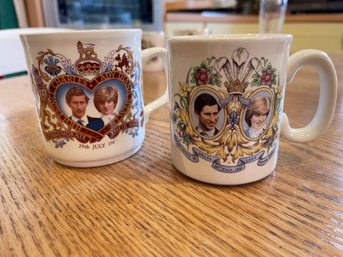 Pair 1981 royal - pair, of