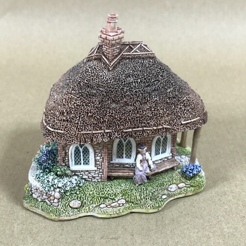 Lilliput lane pipit toll - lane,