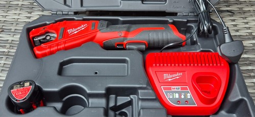 Milwaukee 12v pipe - milwaukee, cutter
