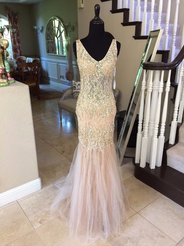 418 nwt champagne terani - $418,