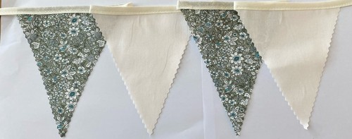 Vintage meadow floral ivory - meadow,