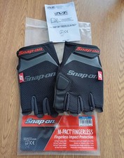 Snap-On (Size Medium)
