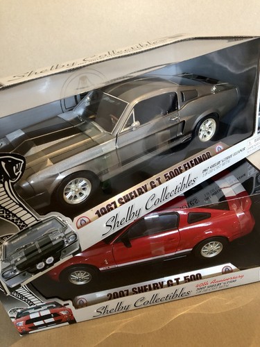 Two shelby collectibles - 1:18,