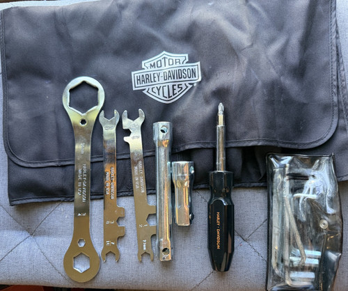 Harley davidson roll tool - roll, up