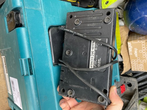 Hitachi drill battarys - drill,