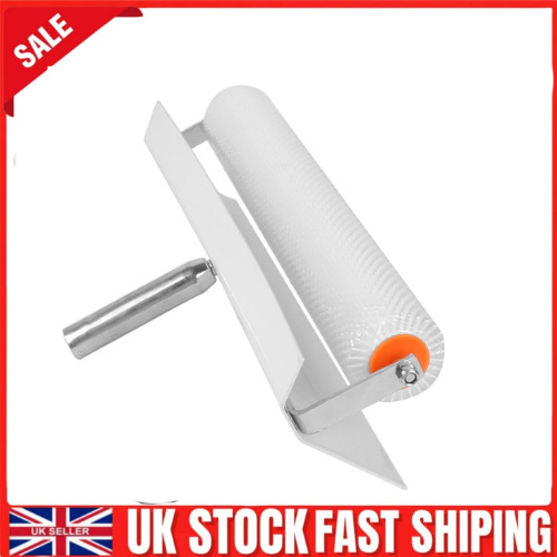 Self levelling spiked roller - self,